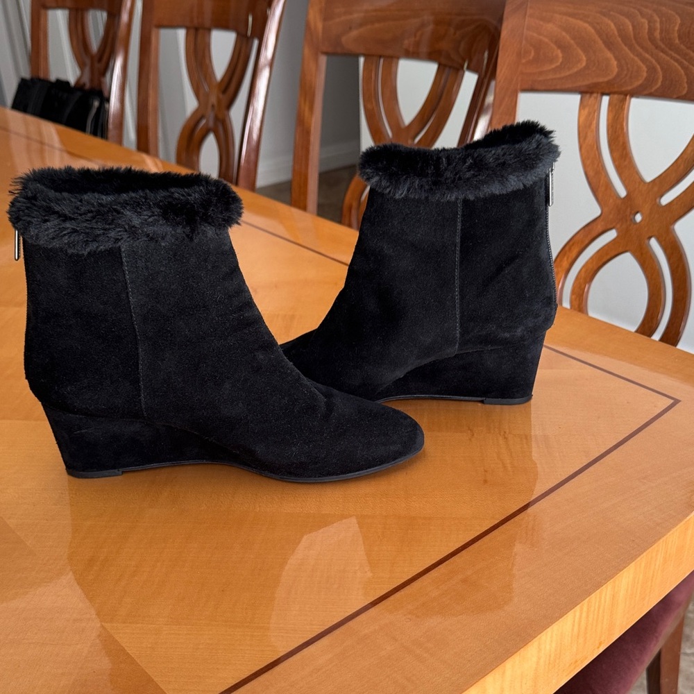Aquatalia Black Suede Ankle Boots size9